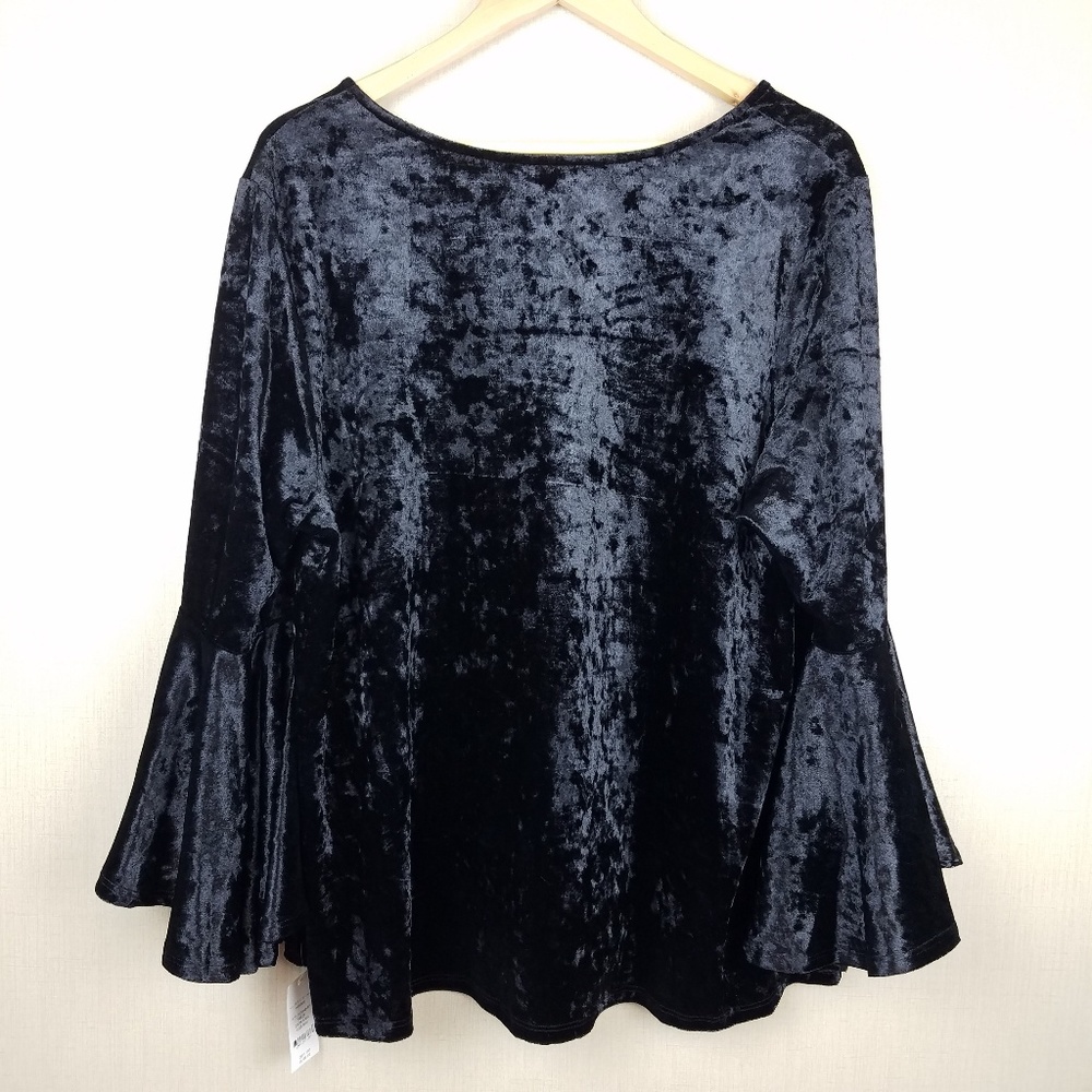 Valerie Stevens Crushed Velvet Bell Sleeve Blouse - Picture 2 of 6